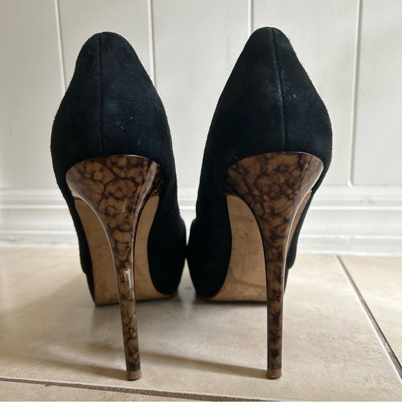 ZARA WOMAN Black Suede Platform Pumps with Brown Print Heels - Picture 4 of 7